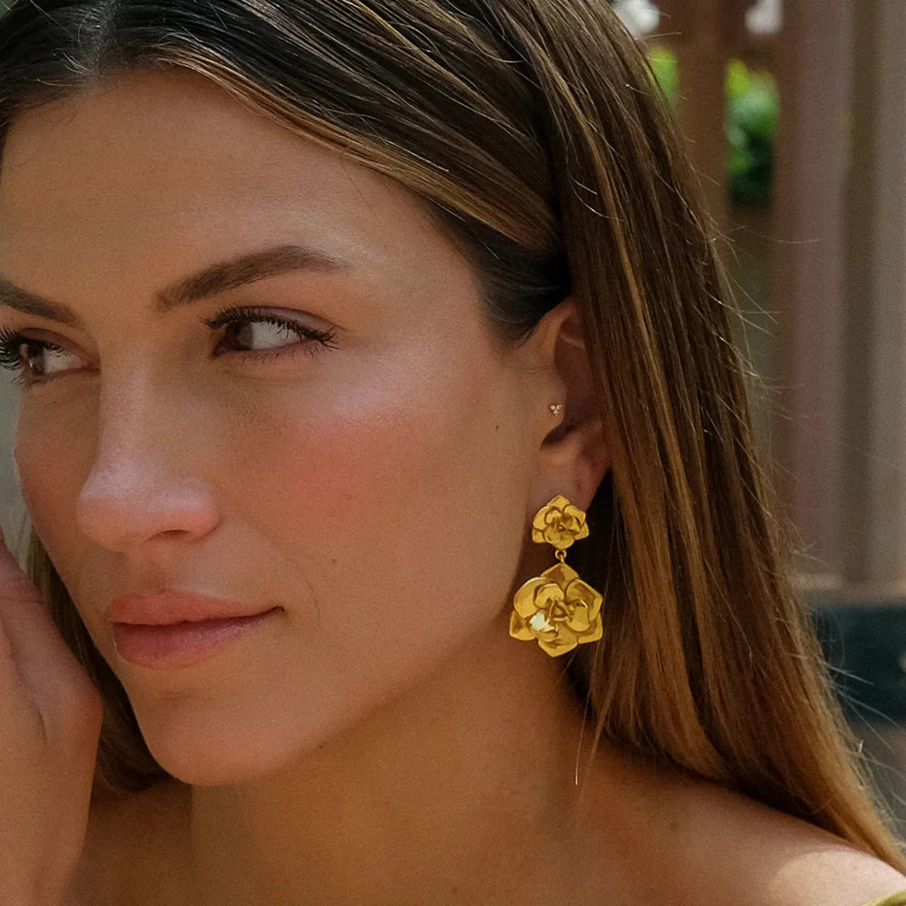 THENA FLOWER EARRINGS