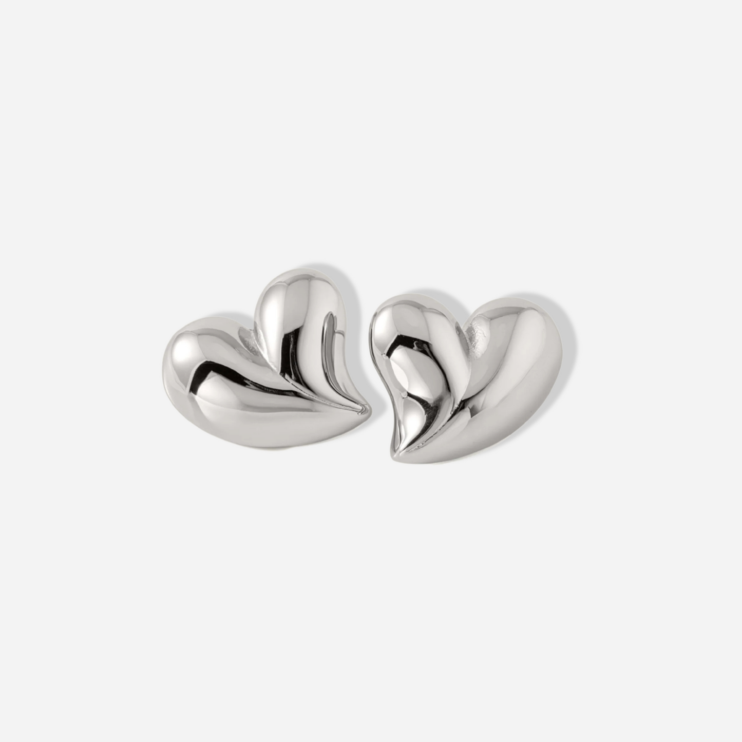 KLARA HEART EARRINGS