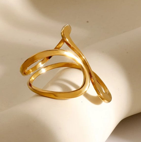 ARIEL GOLD RING